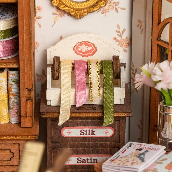Rolife Elsa's Tailoring DIY Miniature House